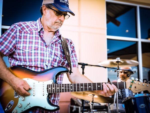 Dan Gonzalez Band live